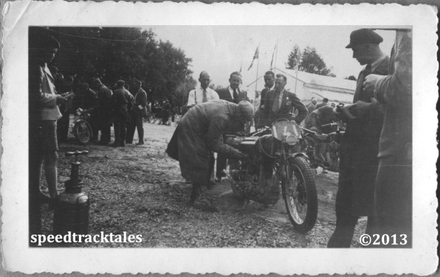 photo - #141 British legend GE Rowley with a faithfull AJS bike ISDT 1935 (Speedtracktales collection)