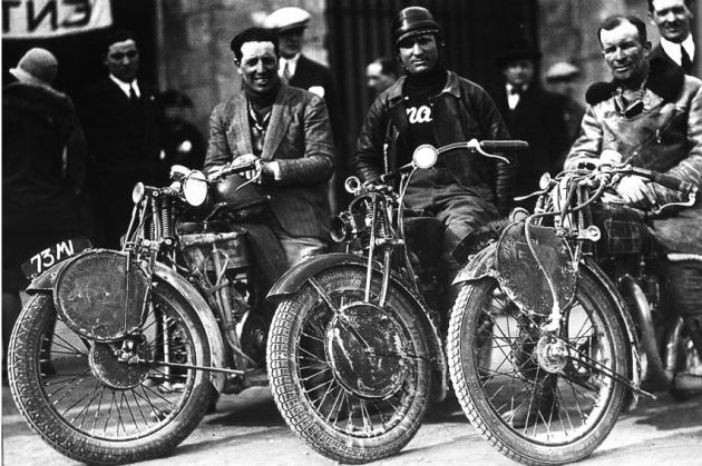 Photo - Dasx, Fieschi, Maffeis, Cavallieri - ISDT 1931