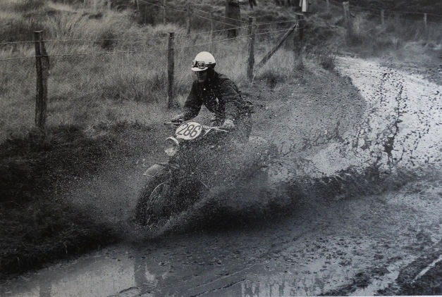 Photo - #286 Egon Föhner on a BMW 500 ISDT 1961