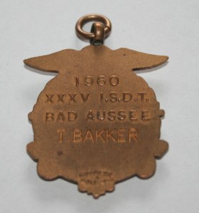 image - Ton Bakker's Gold Medal (rear) ISDT 1960