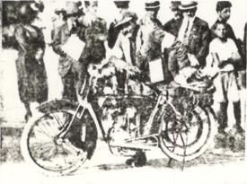 sd21_Morand~auf~Condor-siegreiche~Schweizer~Equipe