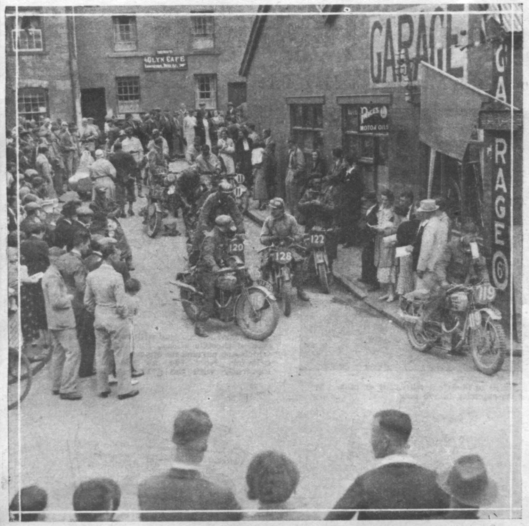 Click on map to enlarge Image competitors about to start from the Lunch check at Llangollen. In the foreground ar #115 H Evans (348 Norton), #120 H. McKee (498 Levis), #128 J.S. Arthur (346 AJS), #122 J. Moes (494 BMW) and #119 T. Mooney (499 Royal Enfield)