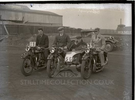 ? - tpt transport bike triumph team group six days stock machine trial test
