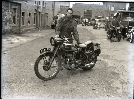 ? - tpt transport bike triumph trw? trial test