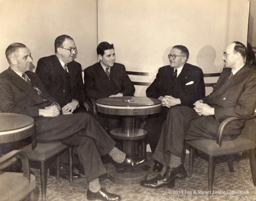 Photo - Jack Leslie, George McIntosh, Geoff Duke, anon, W J Smith - from the Collection of the family of Jack Leslie (Courtesy Ian & Stuart Leslie)