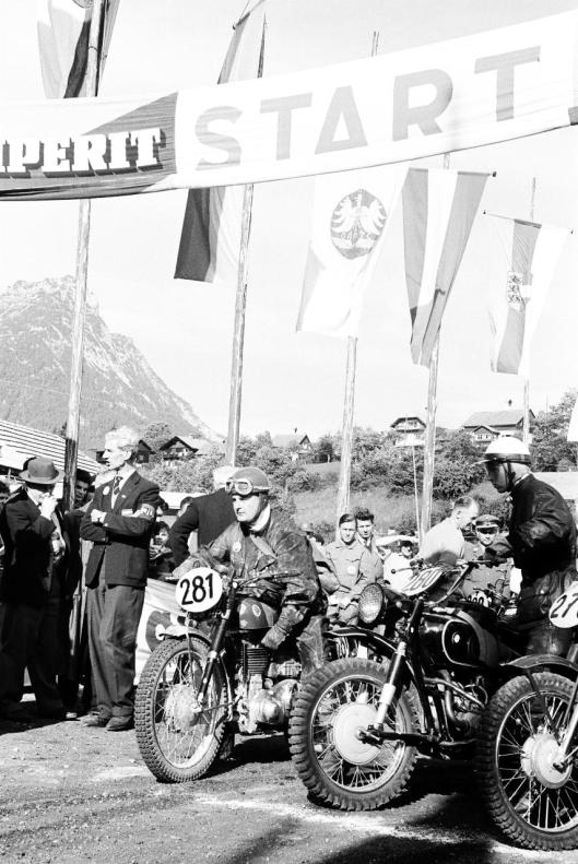 Photo - #281 Edward R Ward Ariel 500cc ISDT 1960 © Erwin Jelinek/Technisches Museum Wien