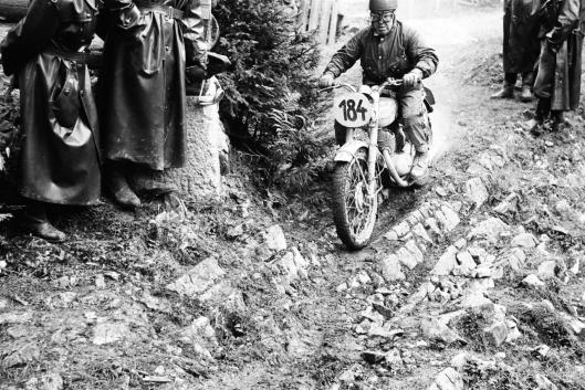 Photo - #184 F H Carey Royal Enfield 248cc ISDT 1960 © Erwin Jelinek/Technisches Museum Wien