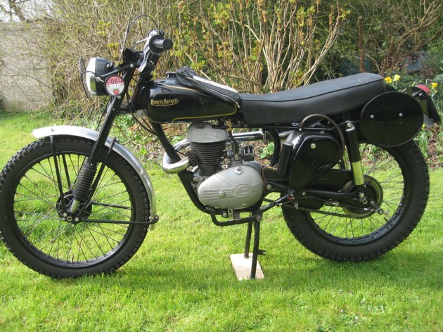 Photo - [MHP470] 197cc  Francis Barnett manufacturers team bikes ISDT 1954 ISDT 1955 ( Courtesy John Harding)
