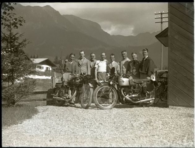 Photo - British riders with Matchless and Triumph 500 BMX 621 at ISDT 1935