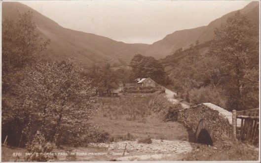 Postcard - Bwlch y Groes 1950's (Judges Cards)