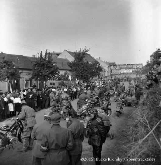 Photo - many riders gather and wait to enter the Hluk time check ISDT 1953 (©Hluké Kroniky)