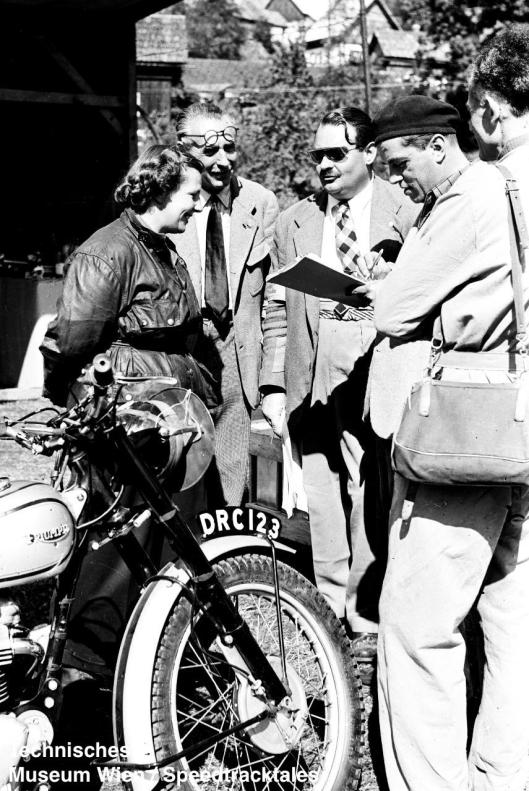 photo - #197 Molly Briggs Triumph 498 [DRC 123] preparing for scrutineering ISDT 1952 (© Artur Fenzlau/Technisches Museum Wien)