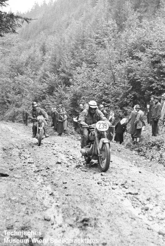 photo - #242 PH Alves works Triumph 649 [MNX 64] #239 Hans Roth BMW 590 on course ISDT 1952 (© Artur Fenzlau/Technisches Museum Wien)